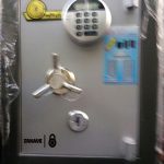 گاوصندوق 150 کوتاه رمزدار دیجیتالی