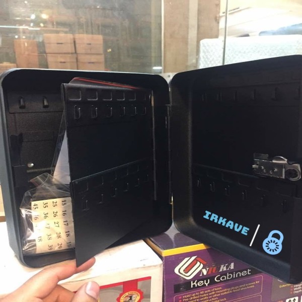 صندوق-مخصوص-نگهداری-کلید.jpg صندوق مخصوص نگهداری کلید با رمز مکانیکی - تصویر 1