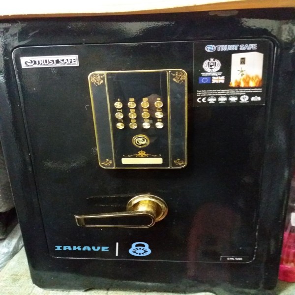 گاوصندوق-ایران-کاوه-2.jpg گاوصندوق کاوه مدل 2 - تصویر 1